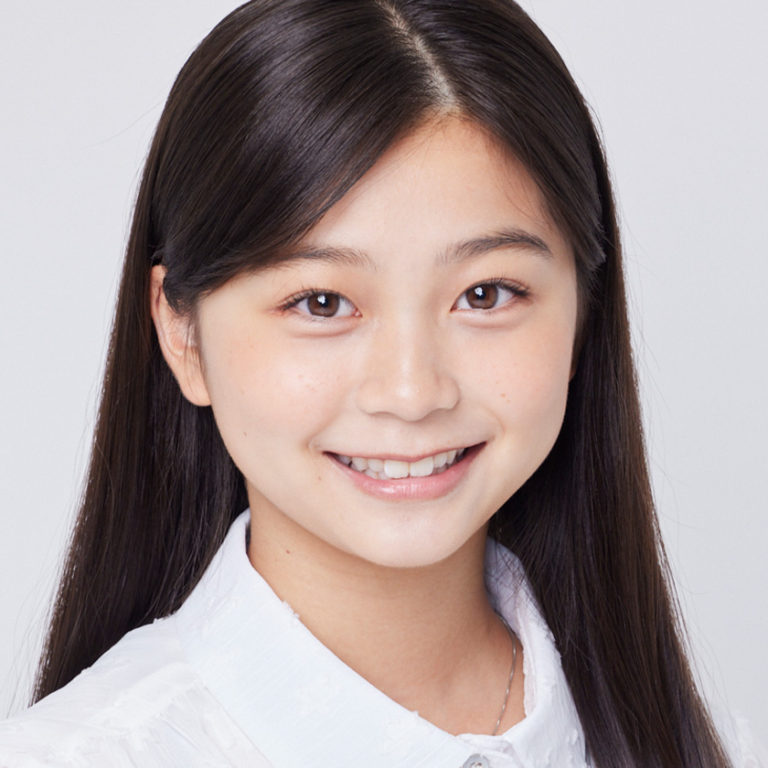 稲光亜依